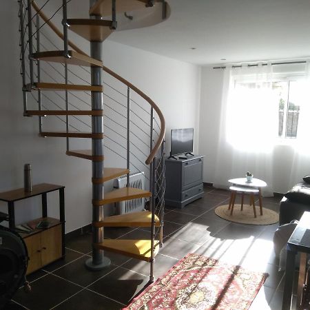 La Petite Briarde Daire Boissy-le-Chatel Dış mekan fotoğraf